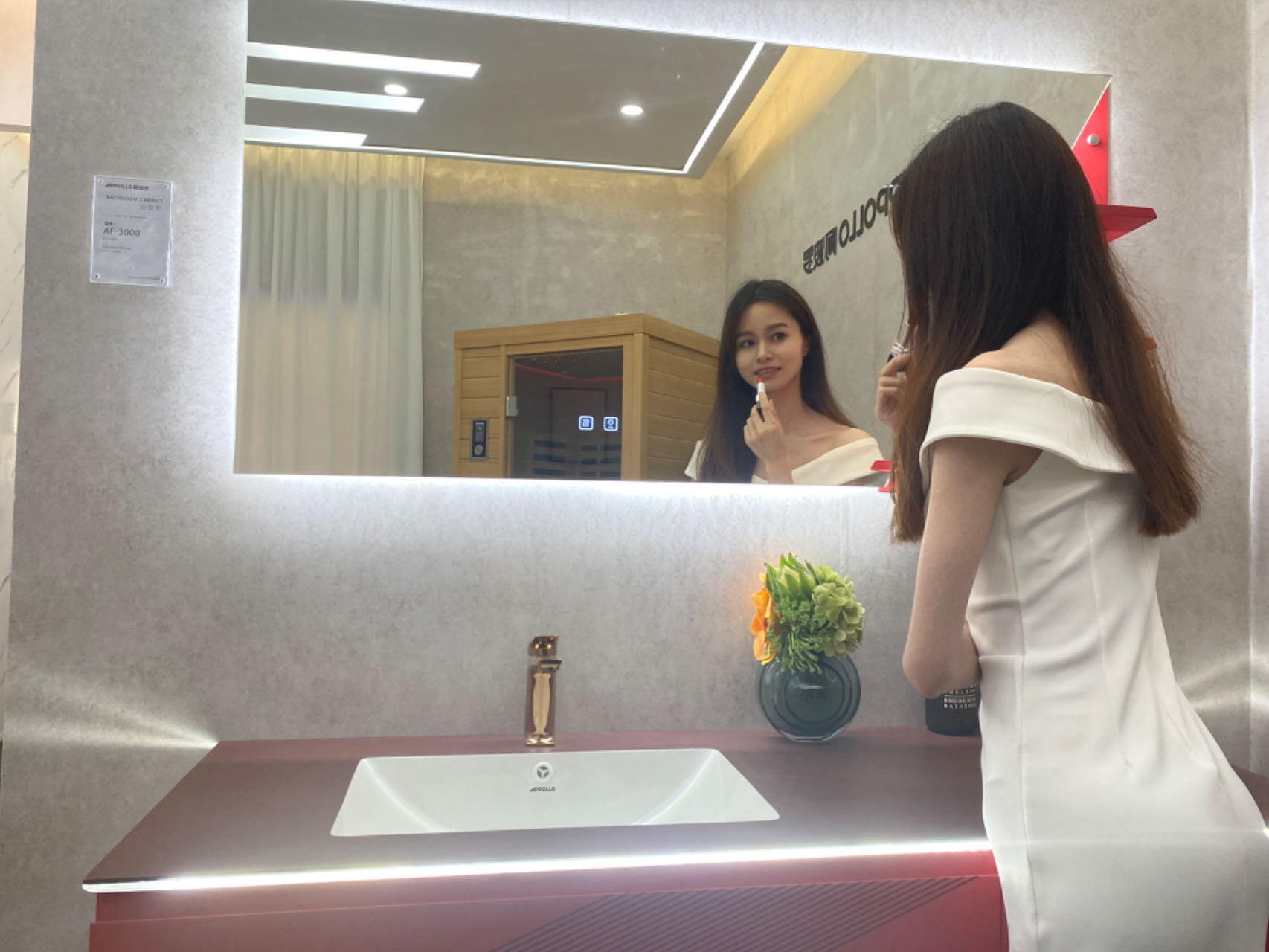 球盟会官网入口丨未来生活新宠 智能高端浴室柜